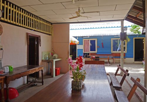 Dining area(6)