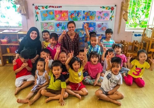 Group photo with kids (2)