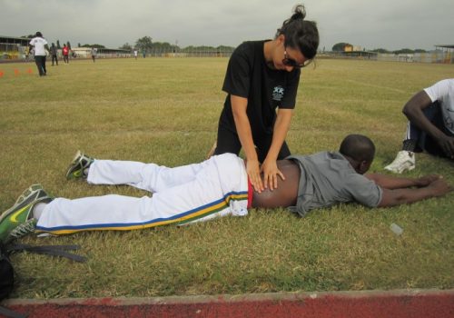 _Physiotheraphy_session_on_back.jpg