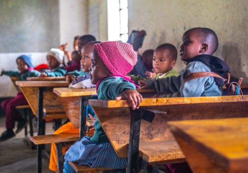 Students sit on their desk (4)