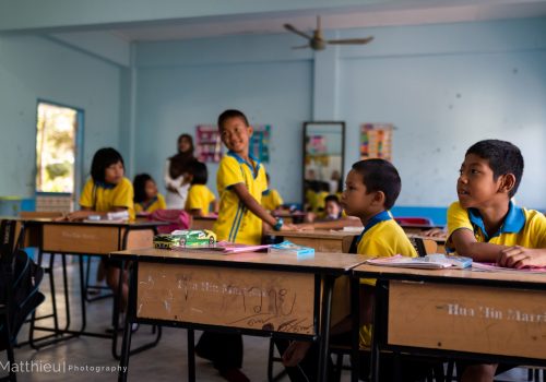 Students sit on their desk(1)
